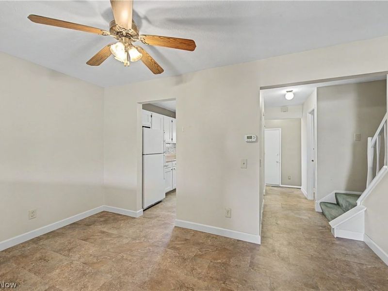 5556 Hilltop Oval, Parma, OH 44134 Photo 6