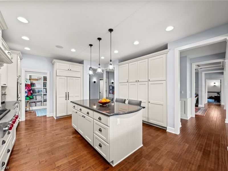 23785 Letchworth Road, Beachwood, OH 44122 Photo 18