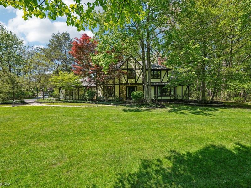 6665 Gates Mills Boulevard, Gates Mills, OH 44040 Photo 1