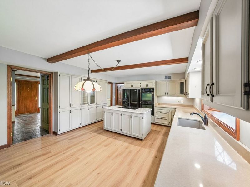 6665 Gates Mills Boulevard, Gates Mills, OH 44040 Photo 12