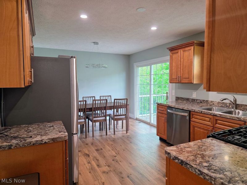 5566 S Prospect Street, Ravenna, OH 44266 Photo 3
