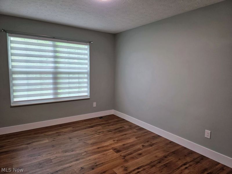 5566 S Prospect Street, Ravenna, OH 44266 Photo 9