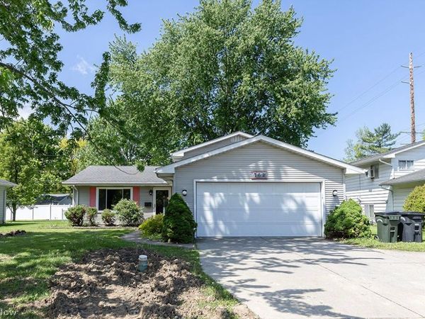 762 Abbe Road N, Elyria, OH 44035