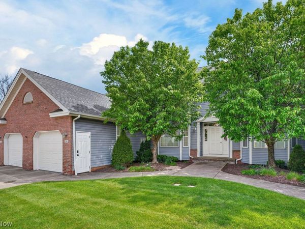 658 Tollis Parkway , Unit C, Broadview Heights, OH 44147