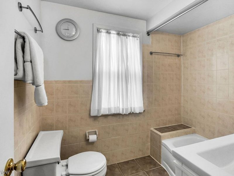1158 Avondale Road , South Euclid, OH 44121 Photo 17