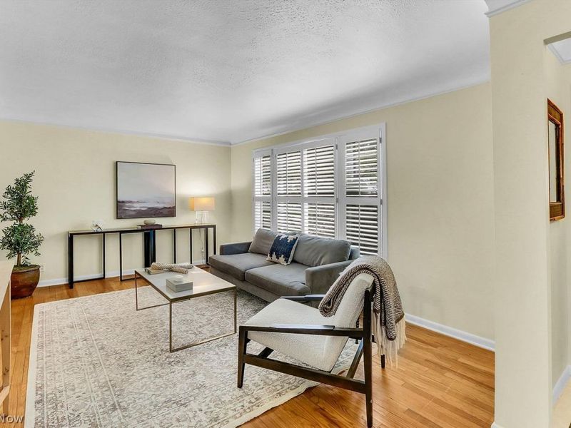 1158 Avondale Road , South Euclid, OH 44121 Photo 4