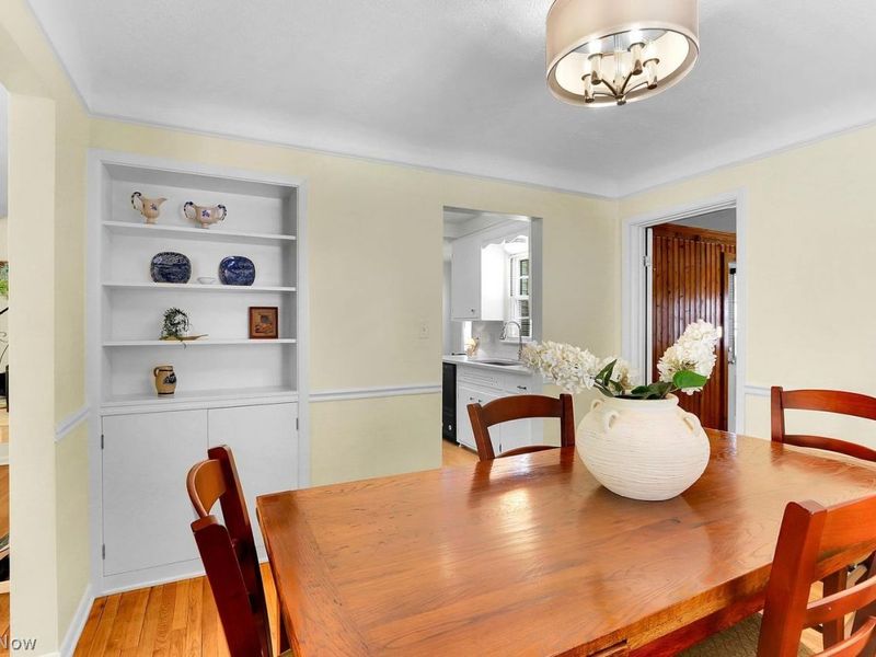 1158 Avondale Road , South Euclid, OH 44121 Photo 8