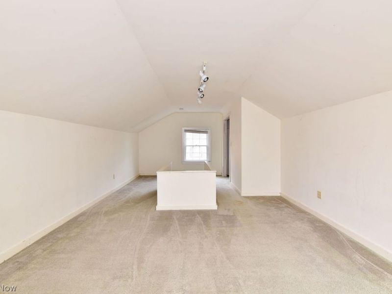 19407 Lomond Boulevard , Shaker Heights, OH 44122 Photo 33