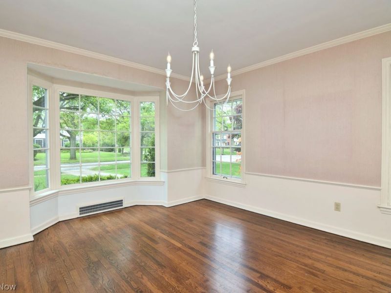 19407 Lomond Boulevard , Shaker Heights, OH 44122 Photo 9
