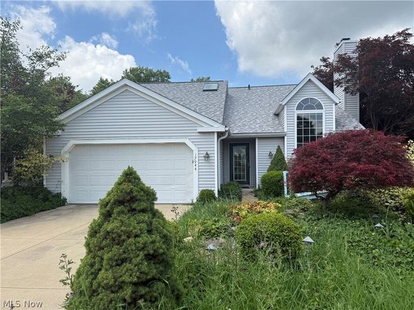 17944 Framingham Oval, Strongsville, OH 44136