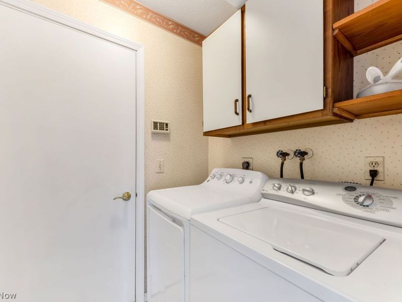 17944 Framingham Oval, Strongsville, OH 44136 Photo 18