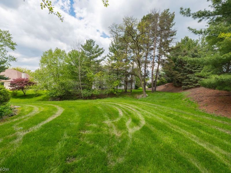 17944 Framingham Oval, Strongsville, OH 44136 Photo 32
