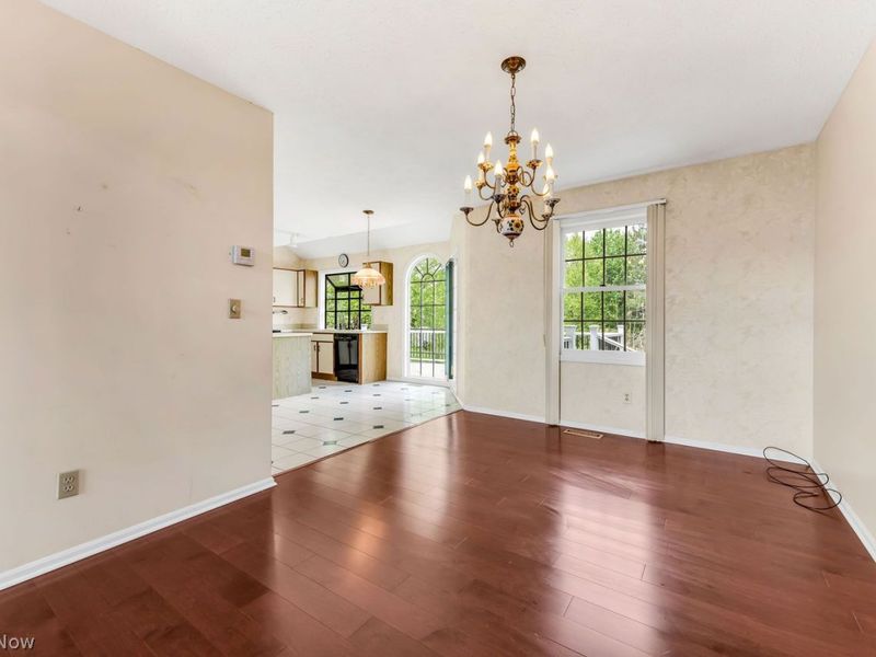 17944 Framingham Oval, Strongsville, OH 44136 Photo 7