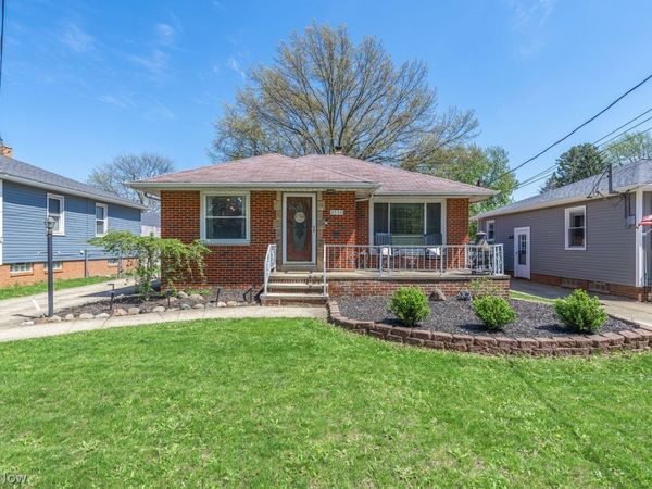 6559 W 130th Street , Parma Heights, OH 44130