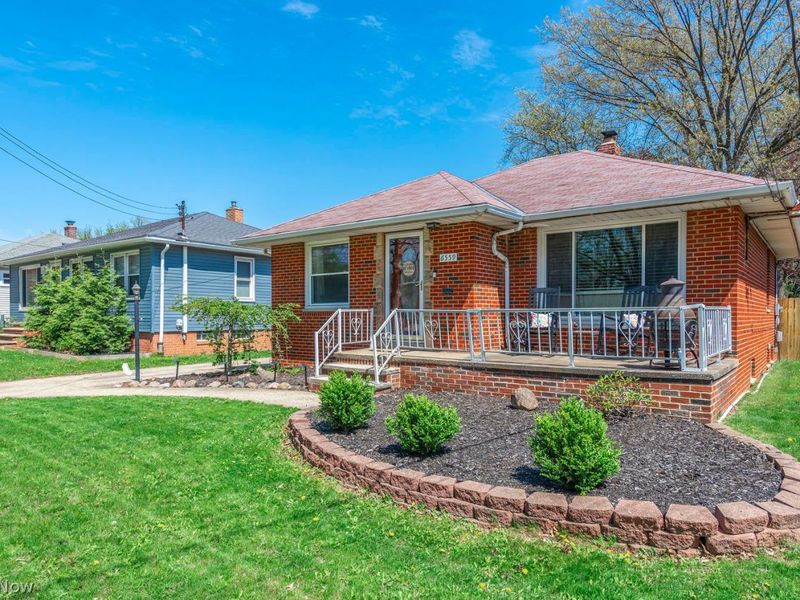 6559 W 130th Street, Parma Heights, OH 44130 Photo 2