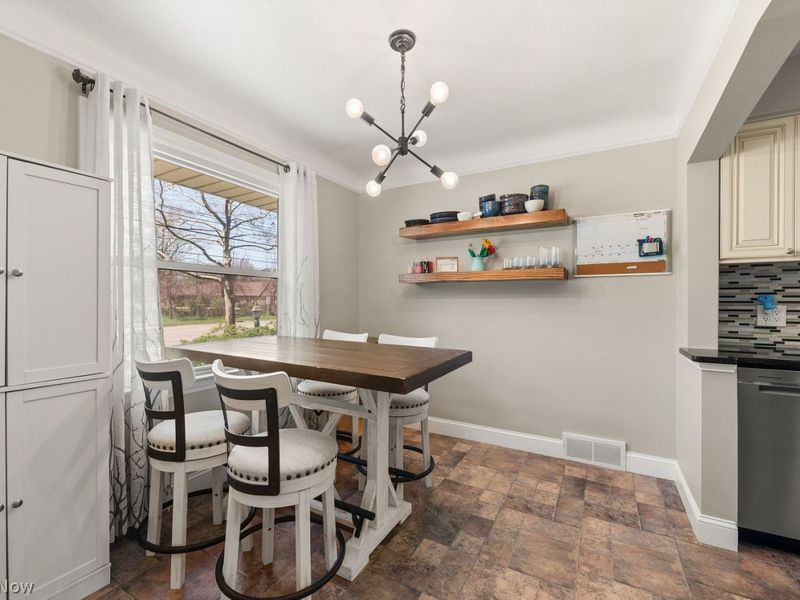 6559 W 130th Street, Parma Heights, OH 44130 Photo 7