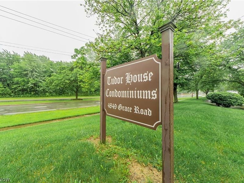 4948 Grace Road, Unit 127, North Olmsted, OH 44070 Photo 21