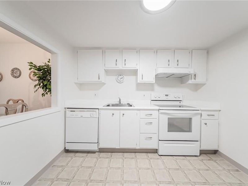 4948 Grace Road, Unit 127, North Olmsted, OH 44070 Photo 7