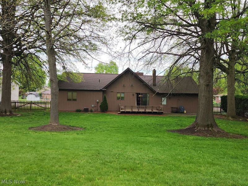 1070 5th Street SW, New Philadelphia, OH 44663 Photo 7