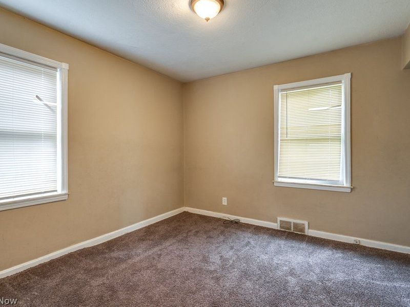 South Euclid, OH 44118 Photo 14