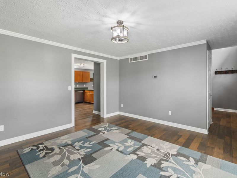 4487 Smithview Avenue NW, Massillon, OH 44647 Photo 12