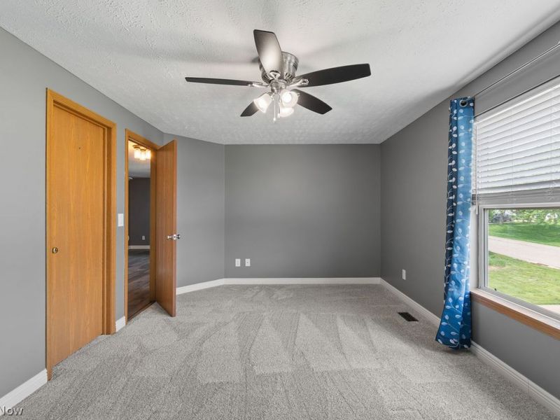 4487 Smithview Avenue NW, Massillon, OH 44647 Photo 24