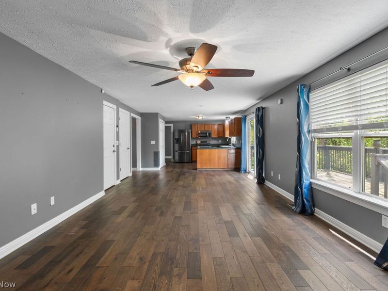 4487 Smithview Avenue NW, Massillon, OH 44647 Photo 4