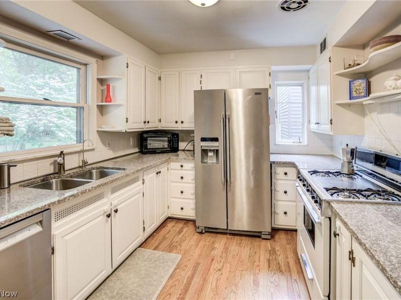 1420 Westover Road, Cleveland Heights, OH 44118 Photo 16
