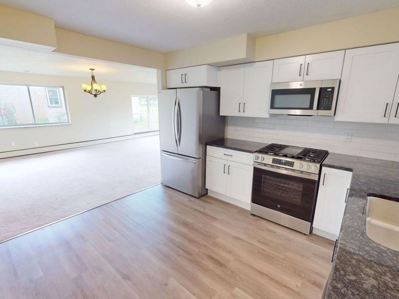17900 Holland Road, Brook Park, OH 44142 Photo 14