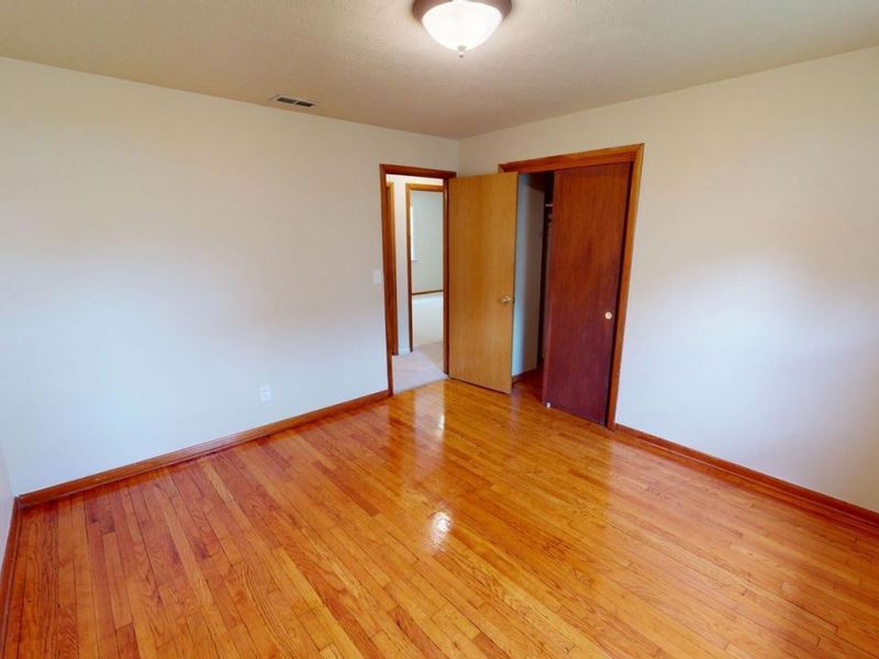 17900 Holland Road, Brook Park, OH 44142 Photo 24