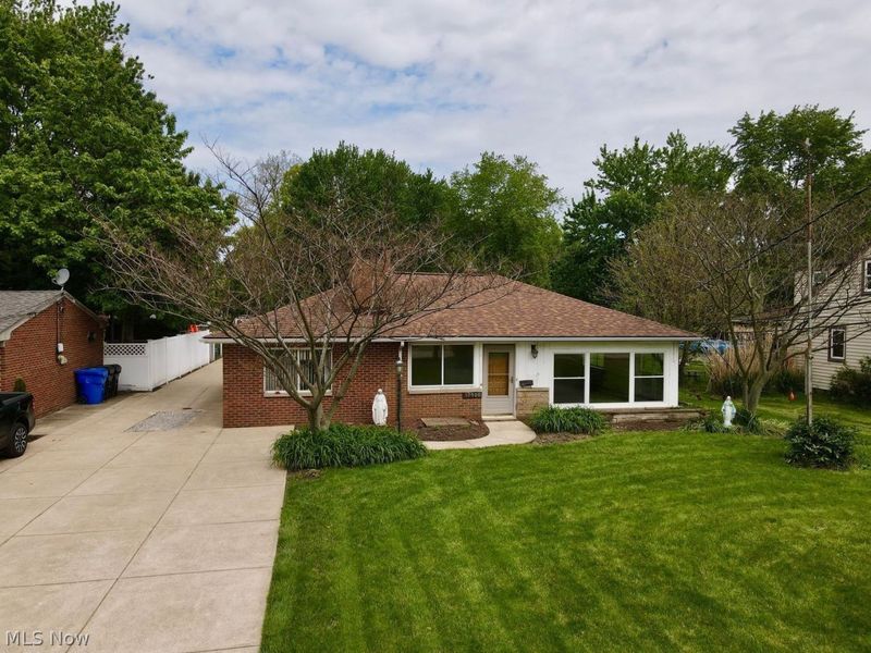 17900 Holland Road, Brook Park, OH 44142 Photo 30