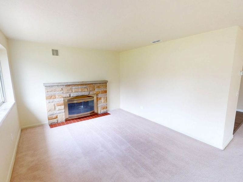 17900 Holland Road, Brook Park, OH 44142 Photo 9