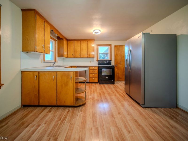 14067 Marlboro Avenue NE, Alliance, OH 44601 Photo 12