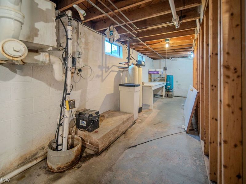 14067 Marlboro Avenue NE, Alliance, OH 44601 Photo 29
