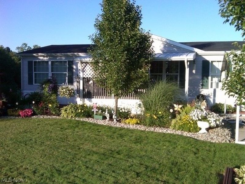 1274 N Park Drive, Brookfield, OH 44403 Photo 3