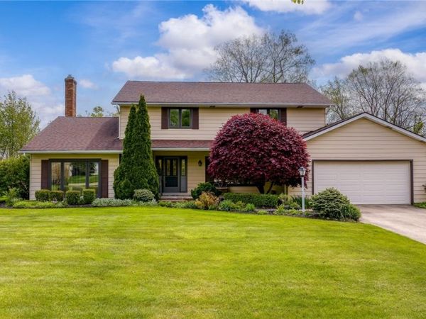 2417 Allen Boulevard , Beachwood, OH 44122