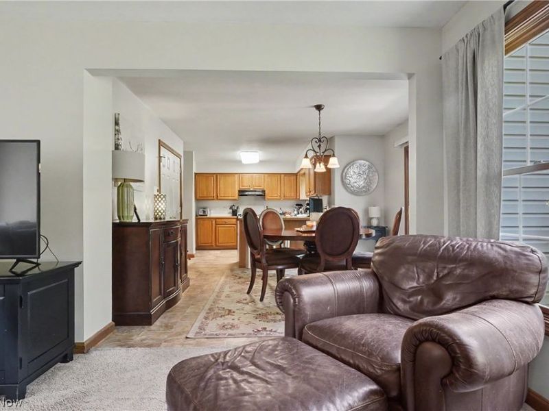 1031 Applegrove Street NW, North Canton, OH 44720 Photo 11