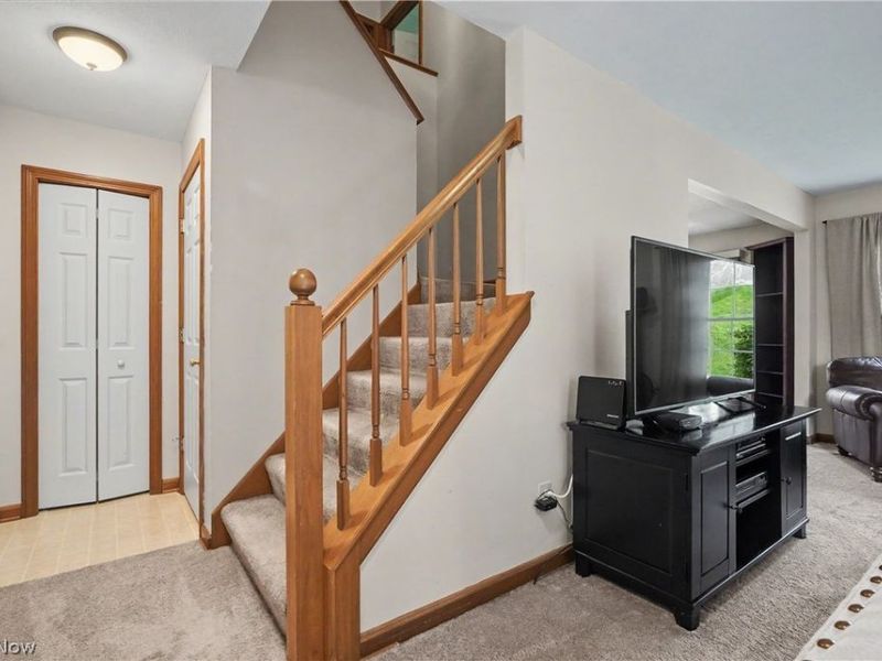 1031 Applegrove Street NW, North Canton, OH 44720 Photo 14