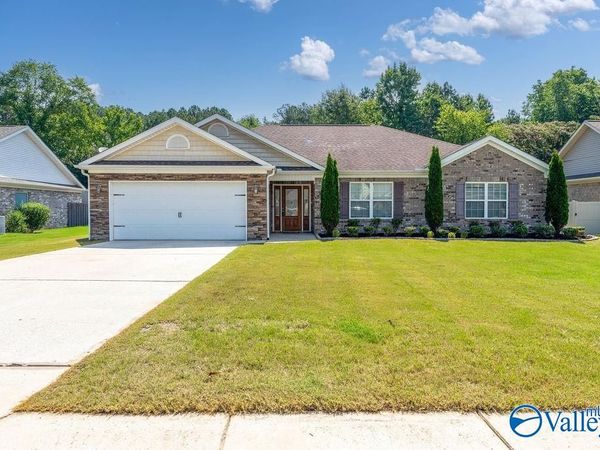 400 Dominion Drive SE, Hartselle, AL 35640