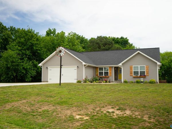 208 Ky Creed Lane, Rainsville, AL 35986