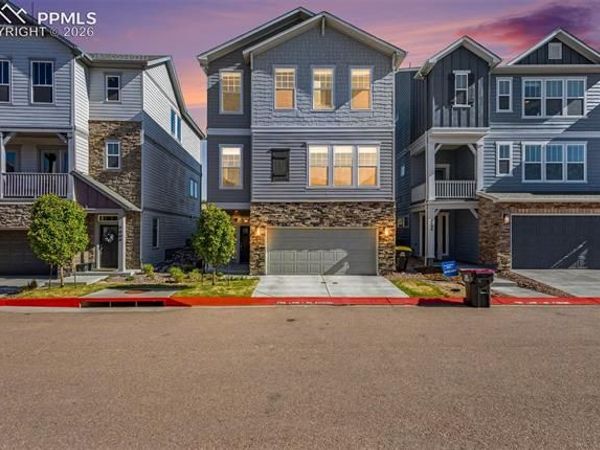 4674 Peak Crest View, Colorado Springs, CO 80918