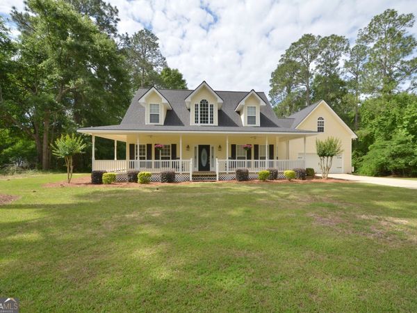 6521 Larch Lane, Eastman, GA 31023