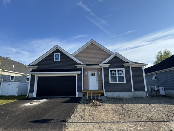 31 Cutter Drive, Easton, MA 02375