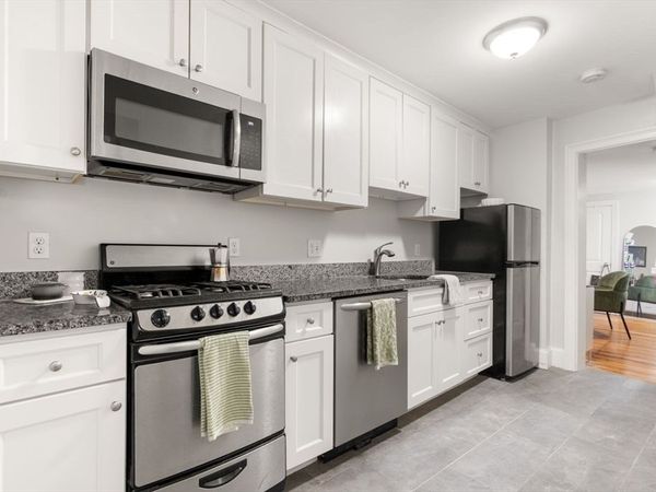 62 West Cedar St, Unit G, Boston, MA 02114