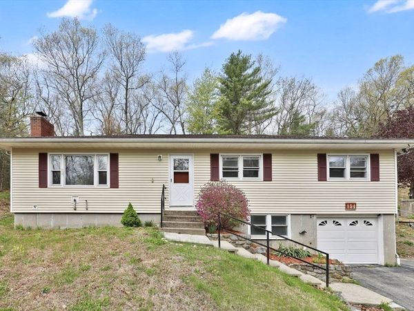 194 Breckenridge St, Palmer, MA 01069