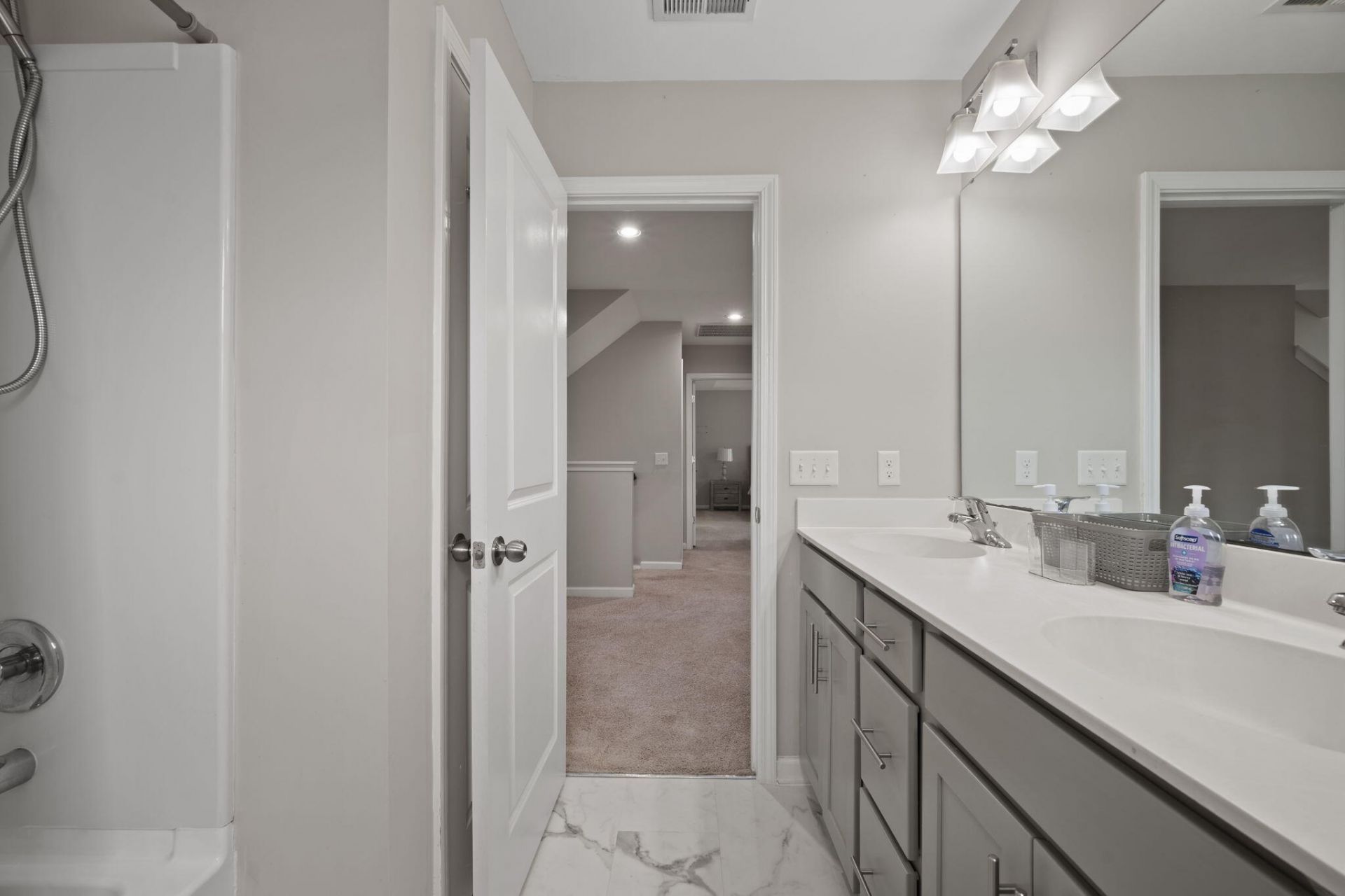 151 Lakelyn Road Photo 43