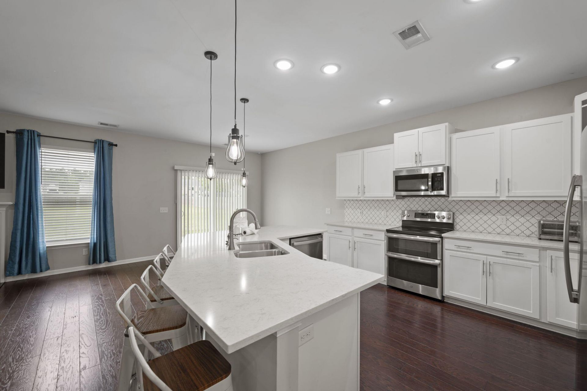 151 Lakelyn Road Photo 8