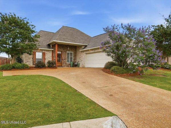 414 Emerald Trail, Brandon, MS 39047