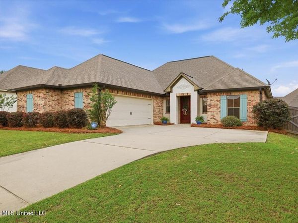 135 Grace Drive, Flowood, MS 39232