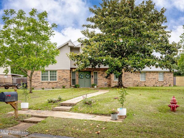 300 Idlewood Drive, Waveland, MS 39576